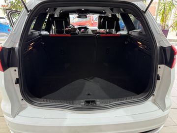 Ford Focus Turnier ST 250PS