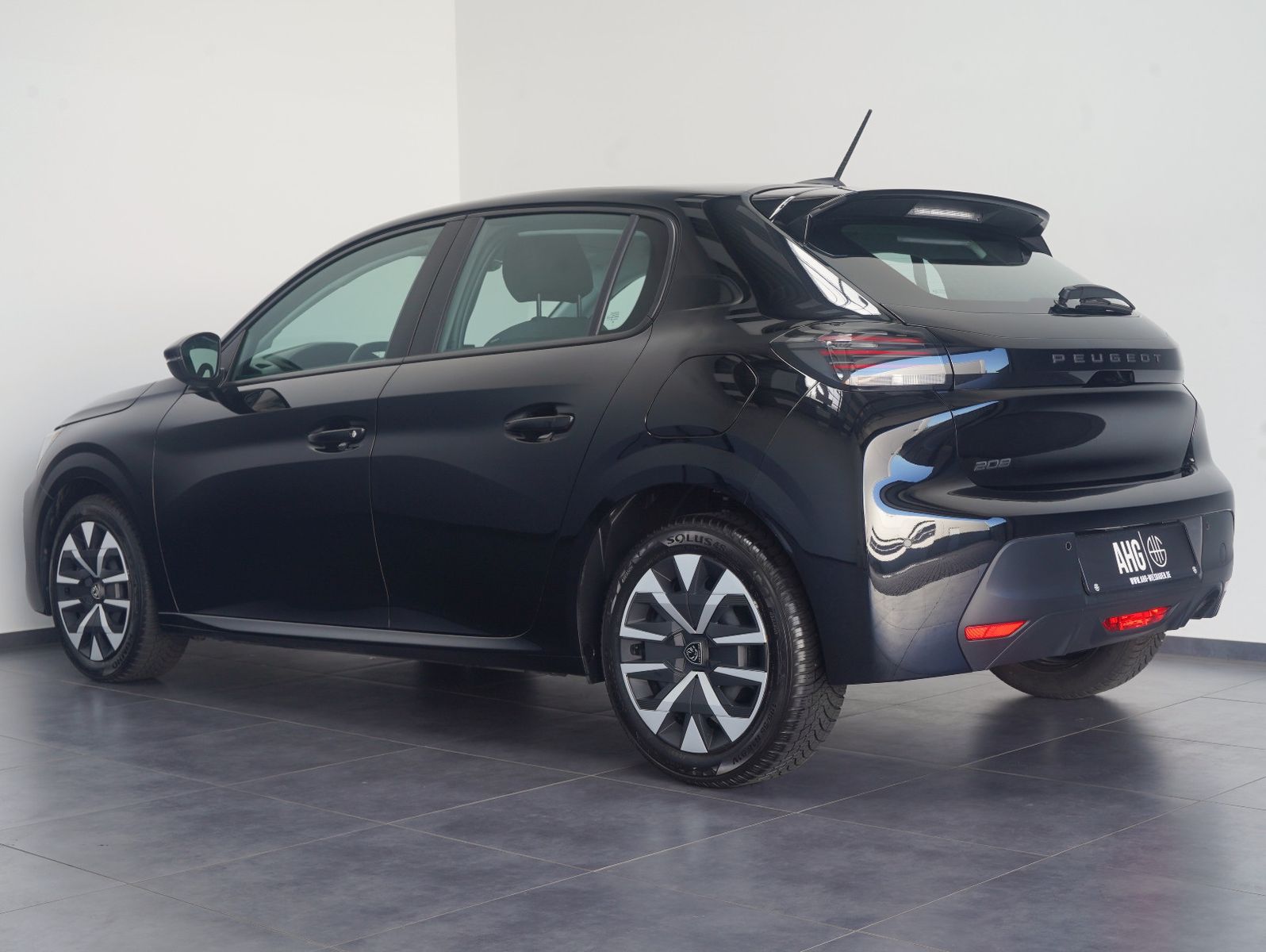 Fahrzeugabbildung Peugeot 208 1.2 PureTech 75 Active