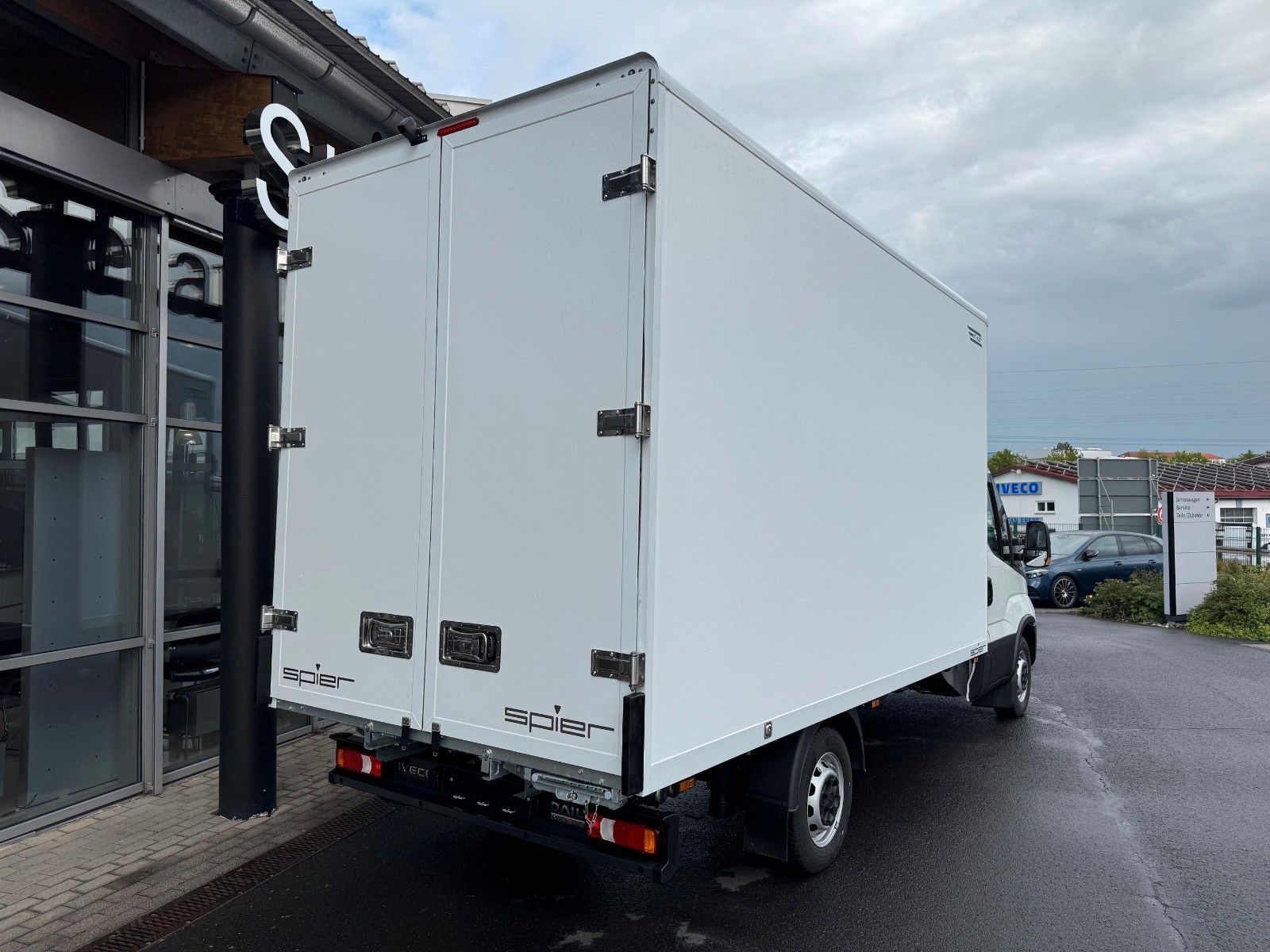 Fahrzeugabbildung Iveco Daily 35S16 A8 *R4.100mm*Automatik*Kamera*SPIER*