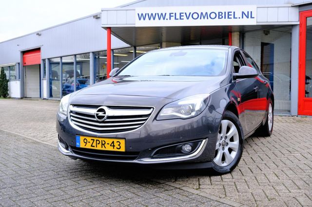 Opel Insignia 1.6 T Edition Navi|Clima|LMV|PDC|Sports