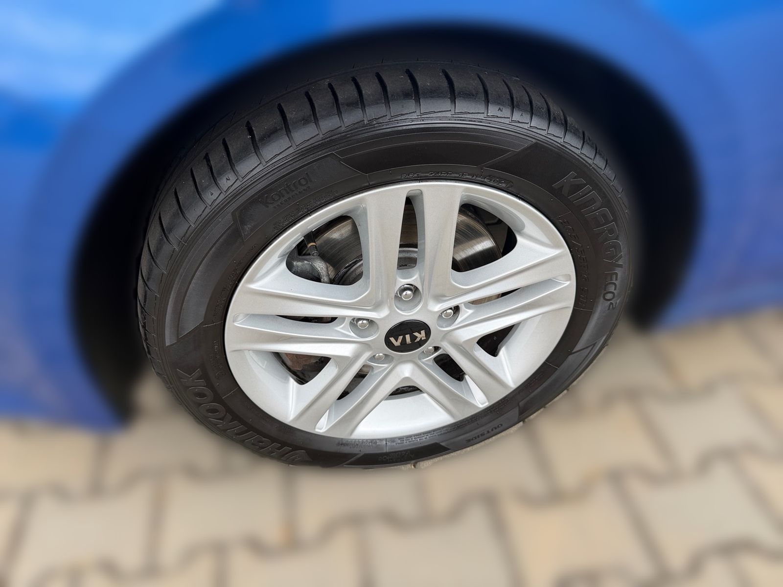 Fahrzeugabbildung Kia CEED_5 1.5T DCT7 VISION KOMF NAV
