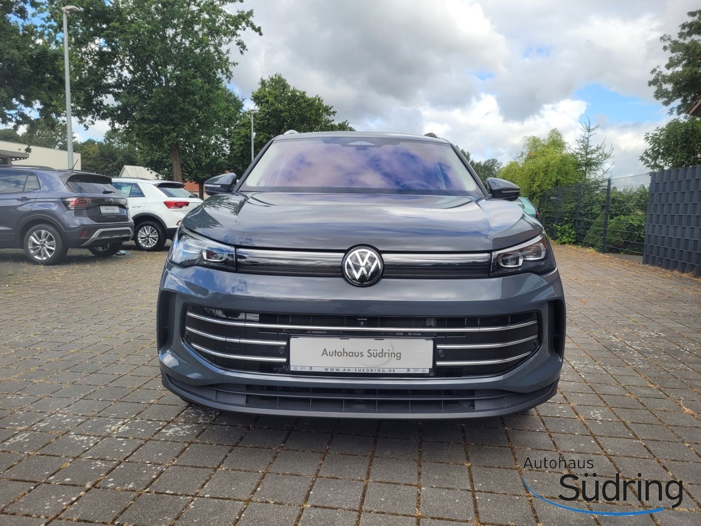 Tiguan Elegance 1,5 eHybrid AHK Navi 360 Kamera