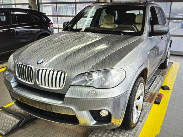 BMW X5 xDrive50i M-Paket/aus 1;Besitz !/Panorama