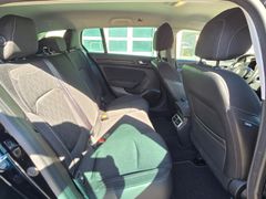 Fahrzeugabbildung Megane IV Grandtour Limited DELUXE  1.3 TCe 160E