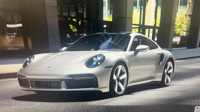 Porsche 992 Turbo 50 Jahre Coupé "Heritage Paket"