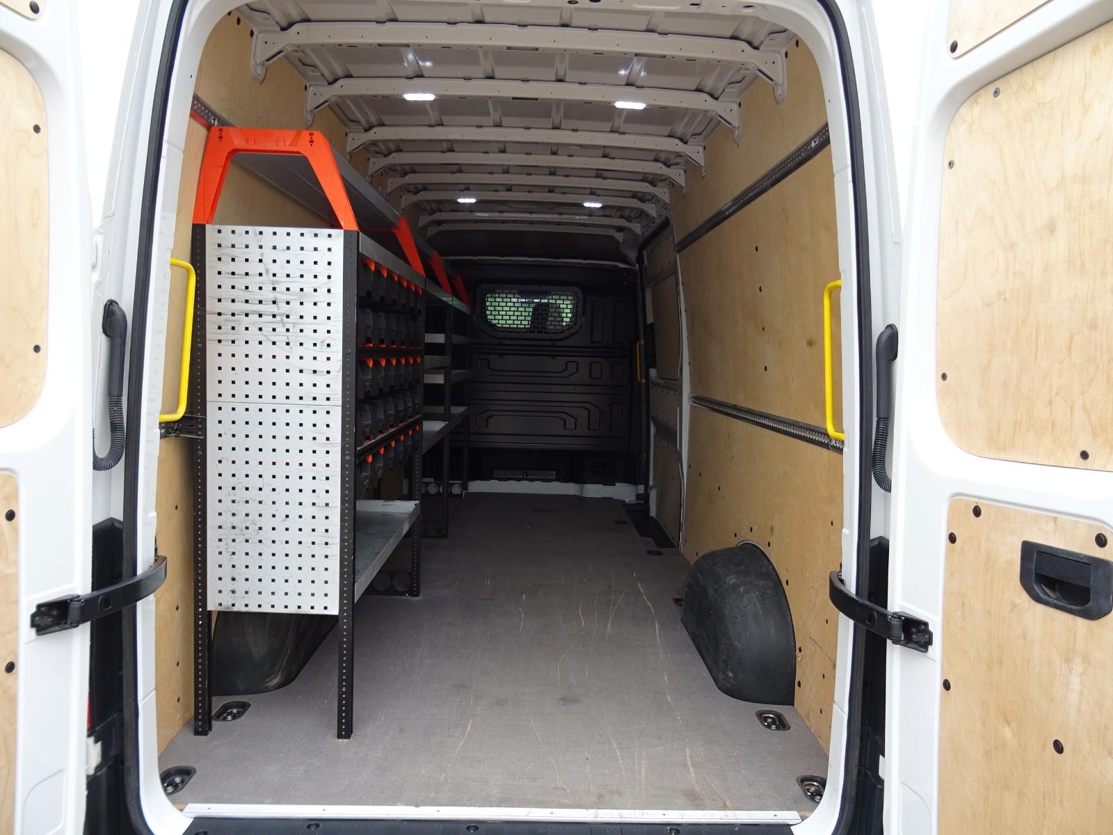 Volkswagen Crafter 35 Kasten HD LR Regal Navi AHK Kamera