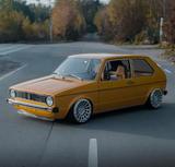 Volkswagen Golf RESTAURIERT Luftfahrwerk Porsche Interior - Volkswagen Golf aus 1977
