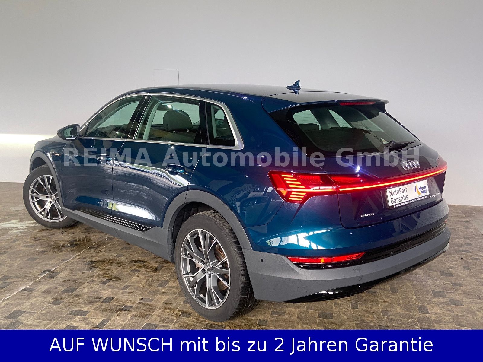 Fahrzeugabbildung Audi e-tron 55 quattro  Edition, Navi, AHK, 1.Hand