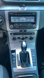 Volkswagen Passat - 10