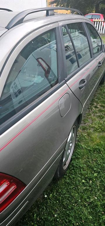 Mercedes-Benz C 200