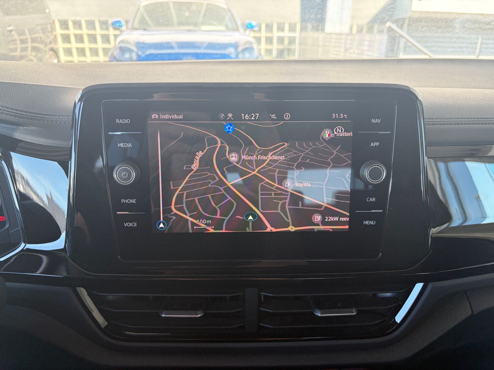 Volkswagen T-Roc - Bild 16
