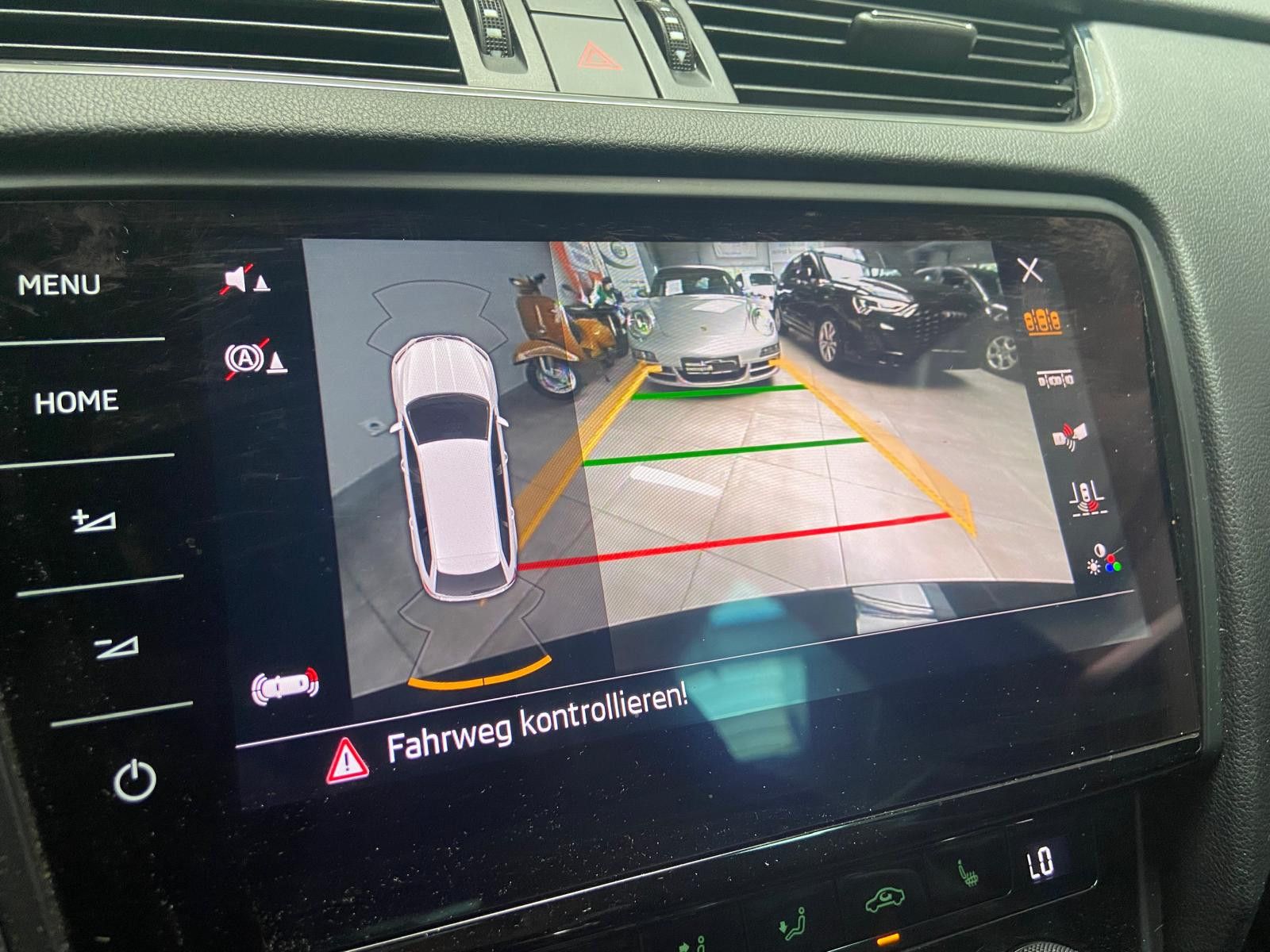 Skoda Octavia Combi RS 4x4 DSG LED Navi Kamera AHK foto 23