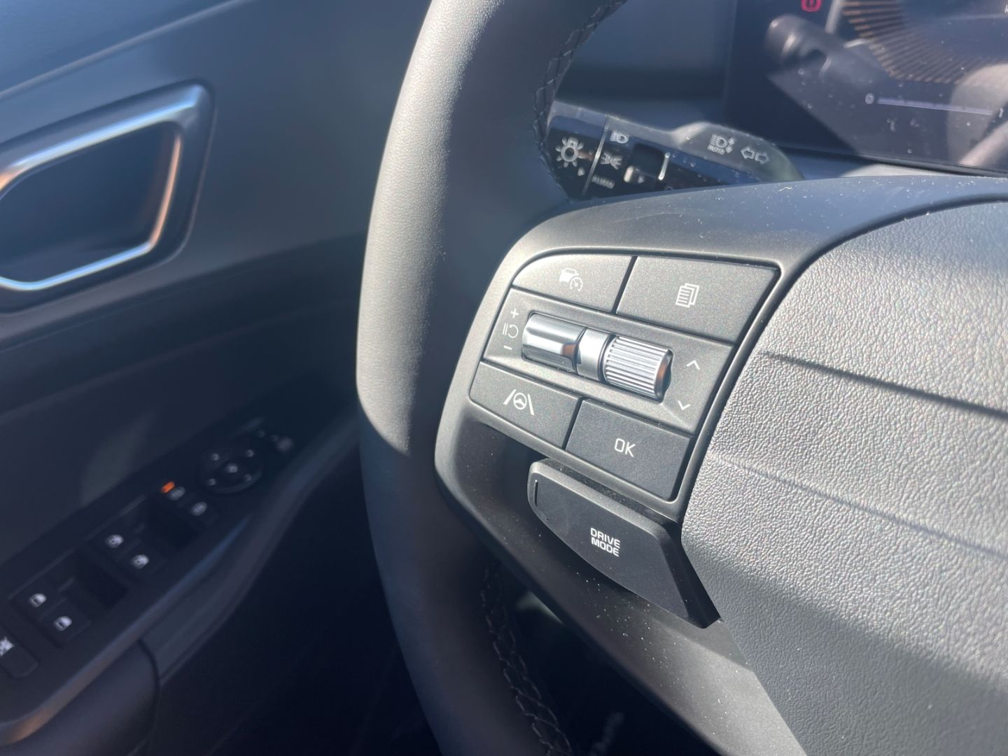Fahrzeugabbildung Kia Sportage Vision Kamera SHZ vo/hi LED Navi DAB