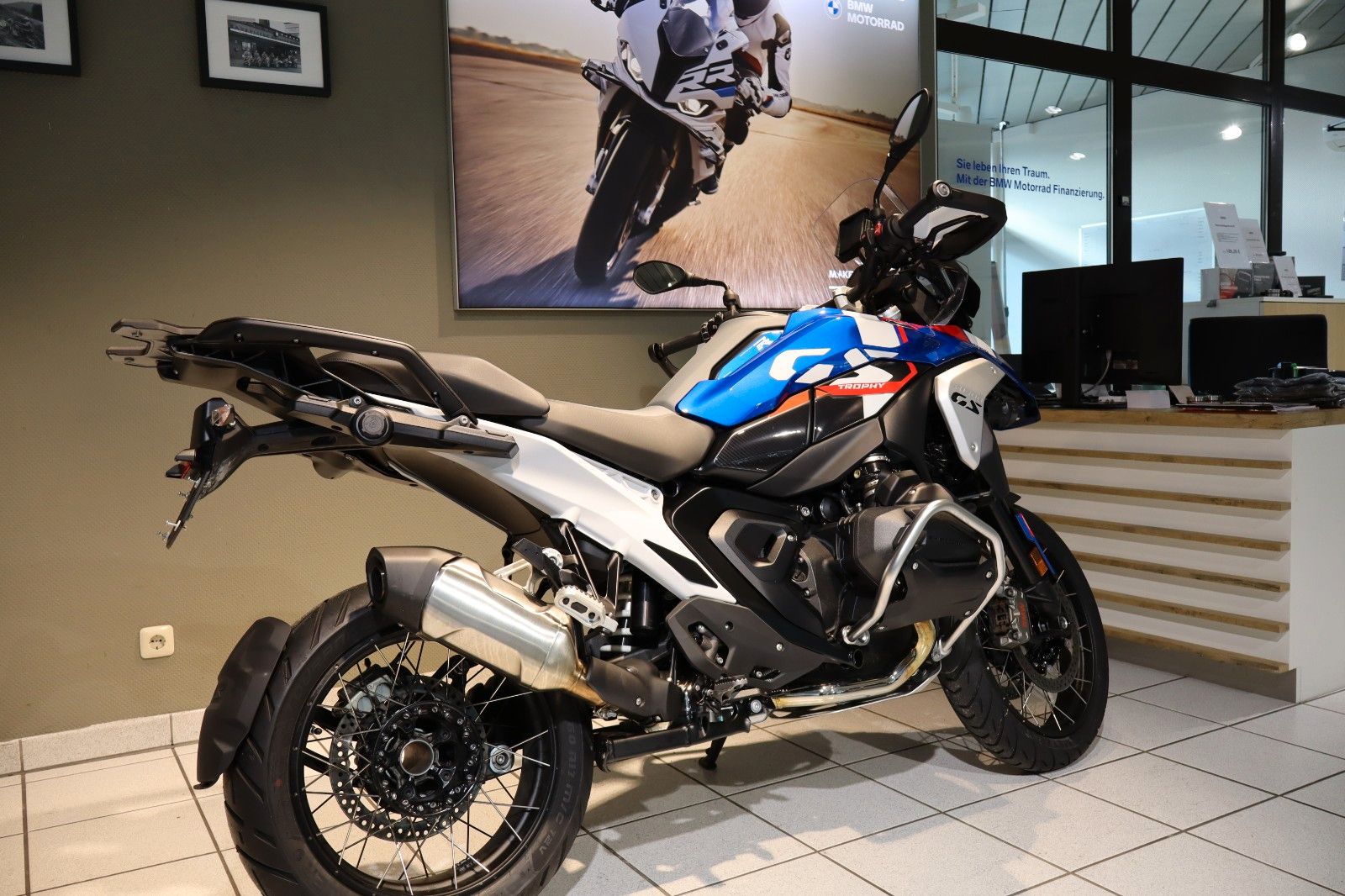 Fahrzeugabbildung BMW R1300GS ASA, 4 Pakete & Motorschutzbügel