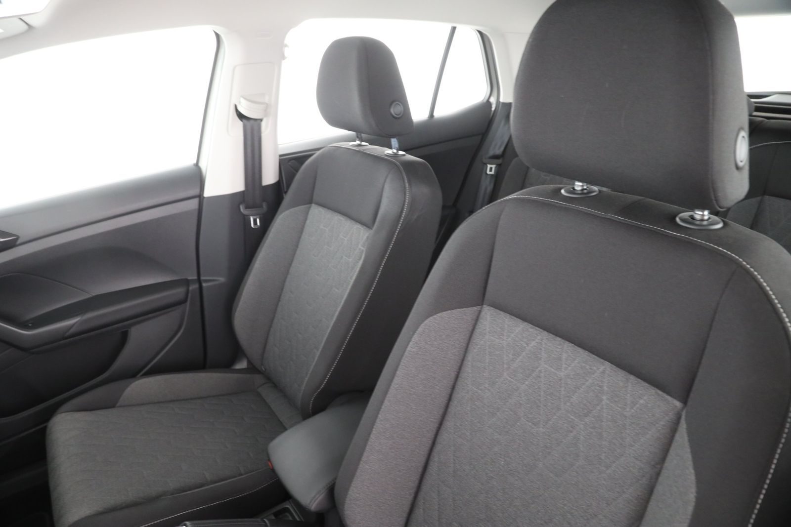 Volkswagen T-Cross - Bild 12
