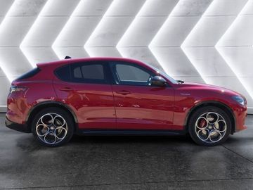 Alfa-Romeo Stelvio - 5