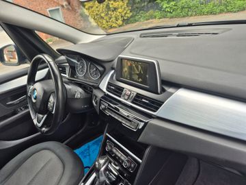 BMW 220 - 9