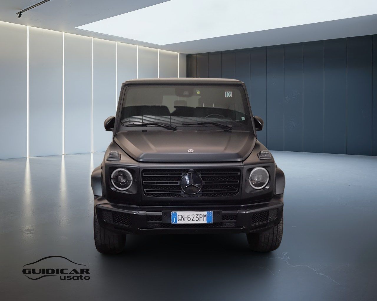 Mercedes-Benz Classe G - W463 2018 - G 400 d AMG imagem 2