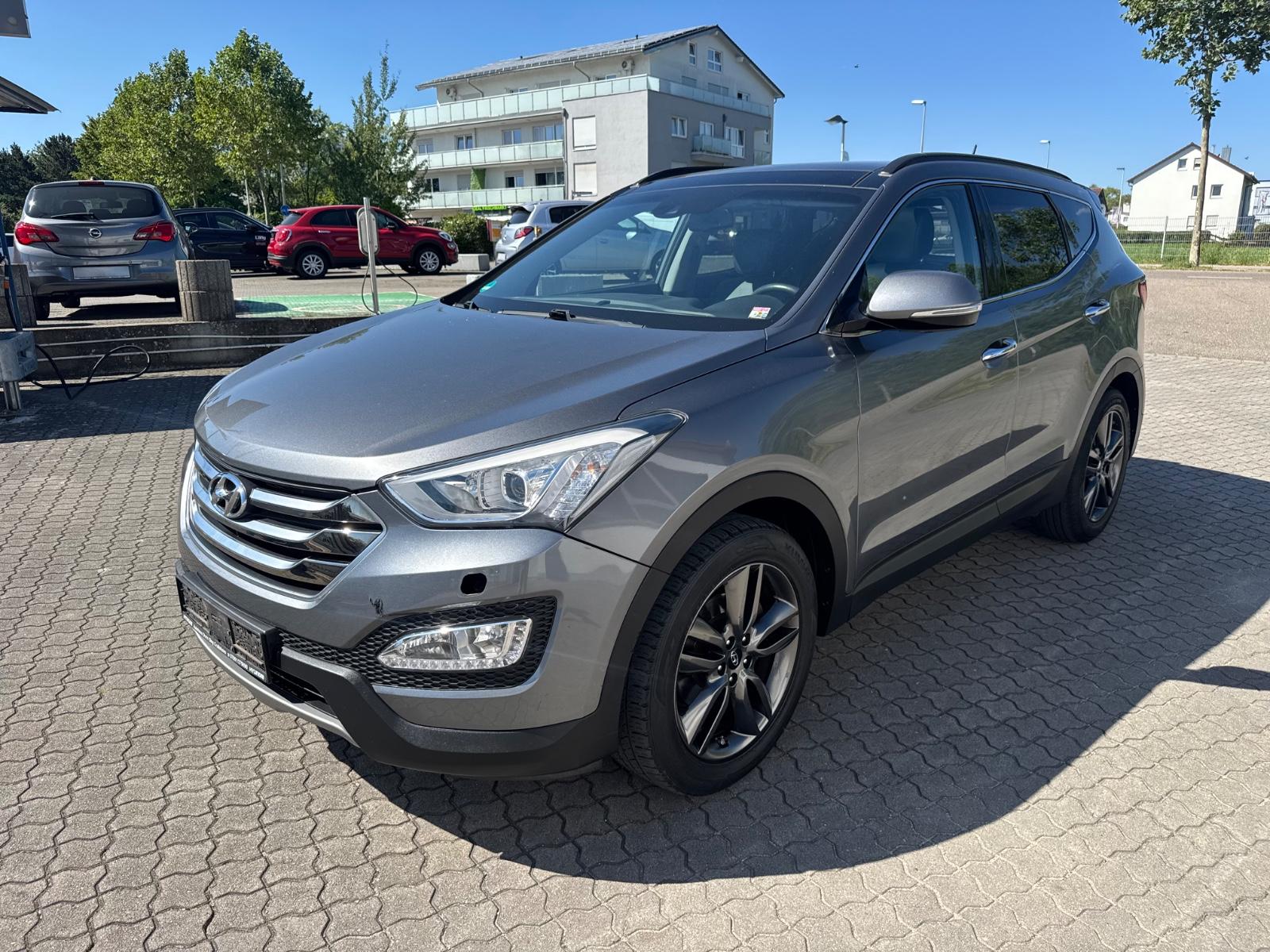 Hyundai Santa Fe 4WD 2,2 CRDi Premium Panorama Leder