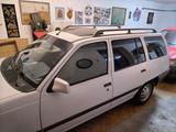 Opel Kadett E Caravan mit AHK - Opel Kadett: Kombi, C