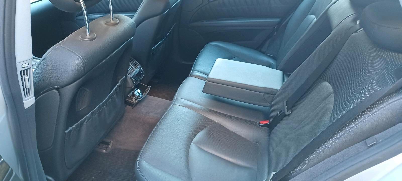 Mercedes-Benz E350 2005 — photo 11