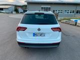 Volkswagen Tiguan 2.0 TDI SCR 140kW DSG 4MOTION *Voll* - Volkswagen Tiguan: TDI 140
