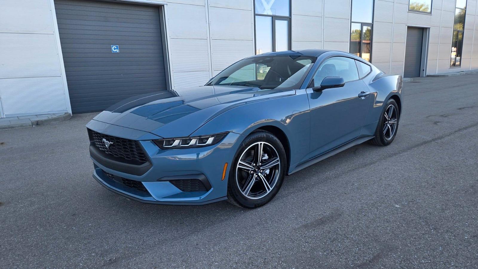 Ford Mustang EcoBoost 2026 | Vapor Blue I TOP