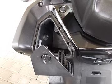 Kymco Downtown 300i