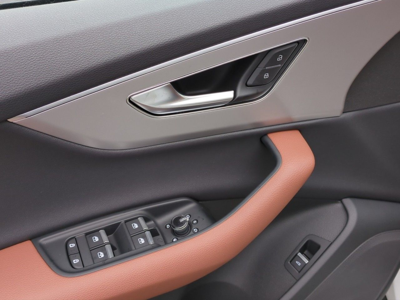 Fahrzeugabbildung Audi Q7 50 TDI quattro S line - 7Sitzer - AHK - uvm.