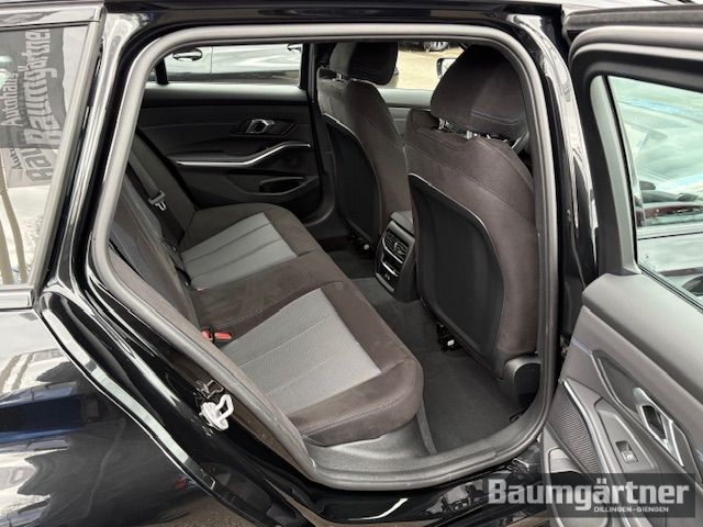 Fahrzeugabbildung BMW 330 i xDrive M-Sport Touring Kamera/ACC/Sitzh.