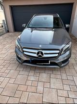Mercedes-Benz GLA 220 d, 177 PS, Automatik - Mercedes-Benz GLA 220 von privat