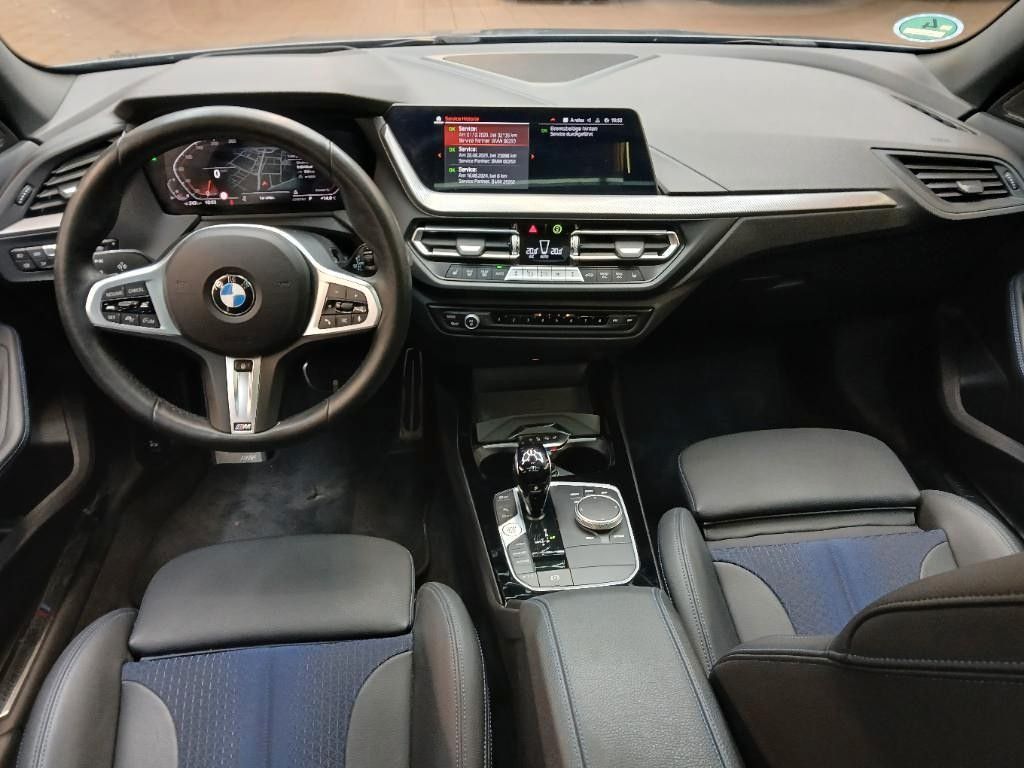 Fahrzeugabbildung BMW 218i Gran Coupé M Sport H&k Panorama HuD Memory