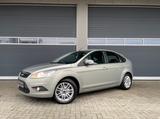 Ford Focus 2.0 Ghia Aut.°LPG-GAS°Alu°MFL°1Hand°AHK° - Ford Focus aus 2008: Ghia