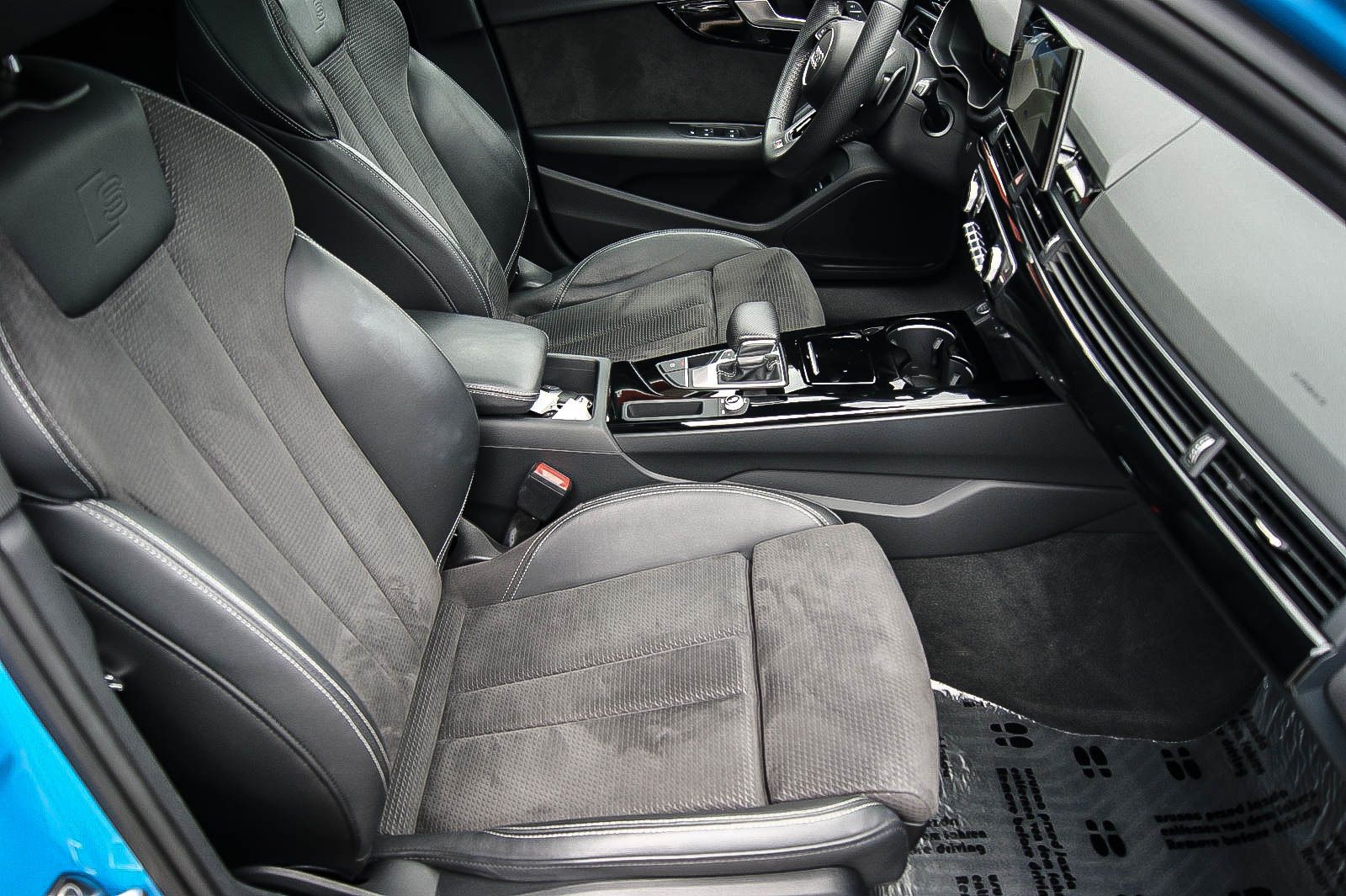 Fahrzeugabbildung Audi A4 Avant 35 TFSI S line TURBOBLAU PANORAMA STHZG