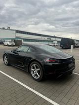Porsche Cayman 718 - Porsche: Unfallwagen