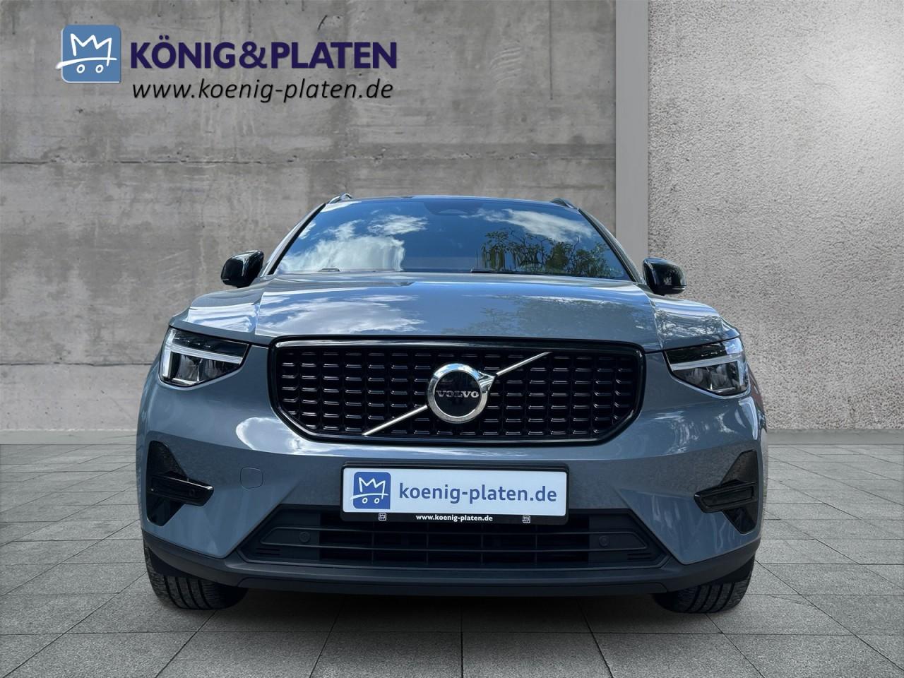 Volvo XC40 B3 2WD Plus Dark Klima Navi Rückfahrkamera