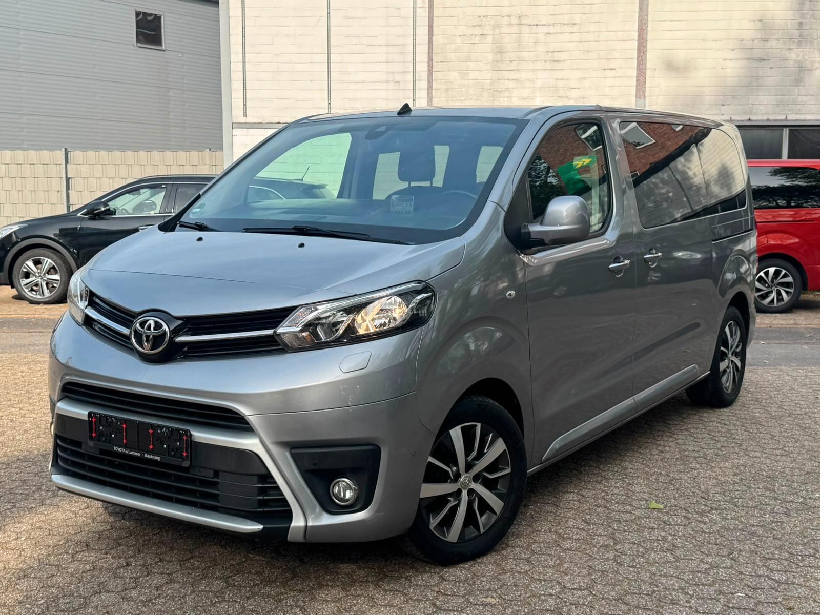 Toyota Proace Verso 2.0 D-4D L1 Team D 8-Sitzer