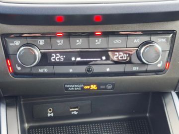 Seat Arona Style*LED*Klimaauto*SHZ*Kamera*PDC*