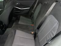 BMW 330 - Vorschau Bild 13