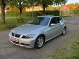 BMW E90 325i fast Neuwagen Org 13Tkm 1 Hand N52 - BMW 325: Limousine, 325i