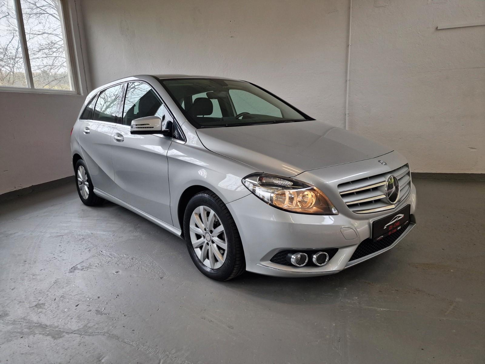 Mercedes-Benz B 180 CDI Automatik*Navi*AHK* 60.tkm MB-Service