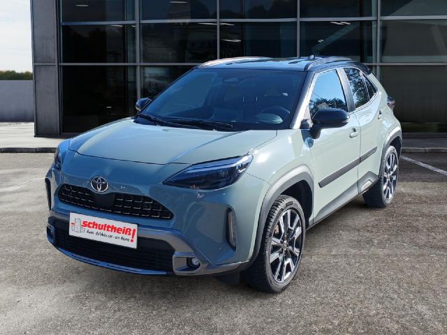 Toyota Yaris Cross Hybrid AWD-i Premiere Edition