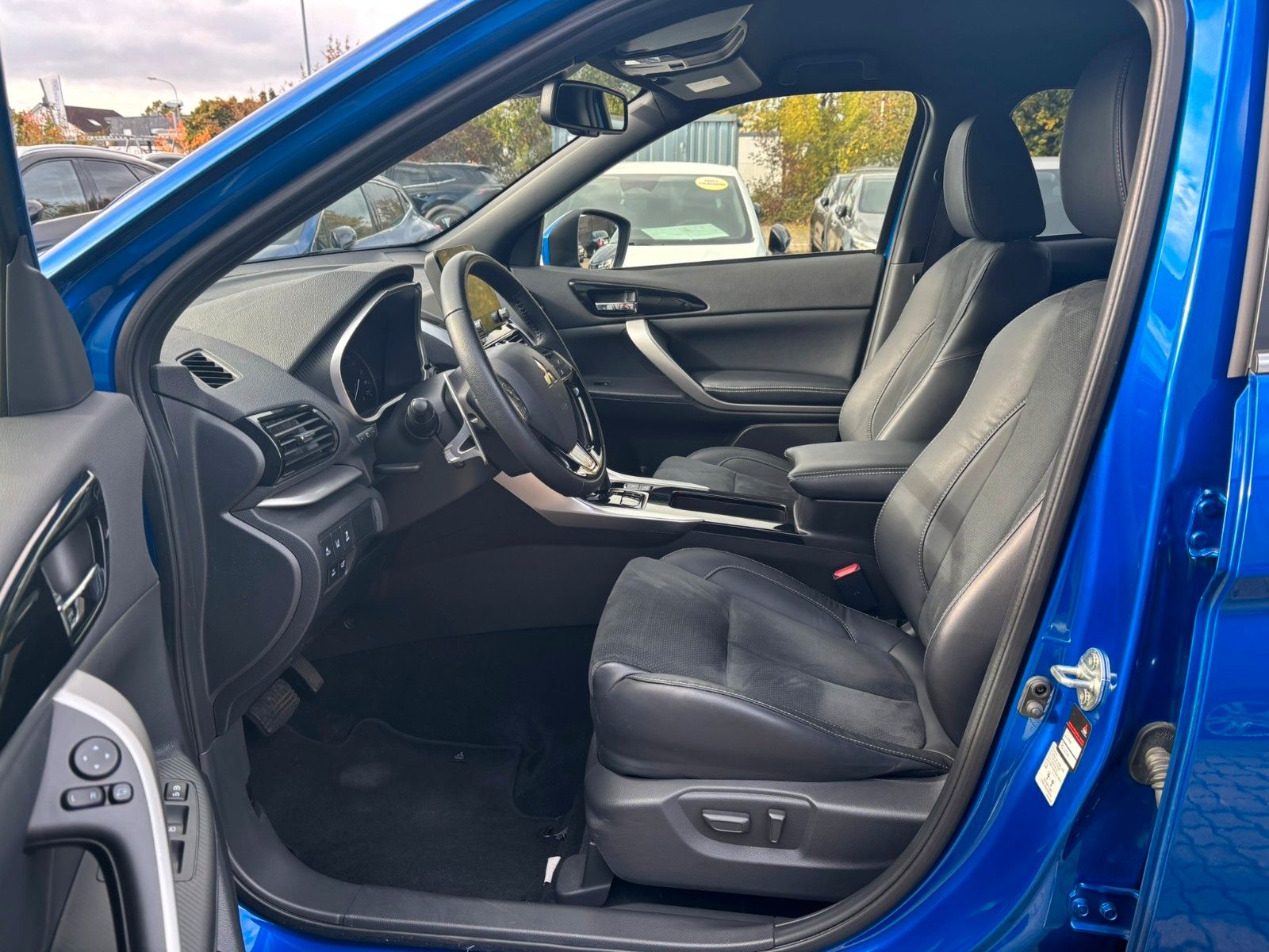 Fahrzeugabbildung Mitsubishi Eclipse Cross PHEV PLUS