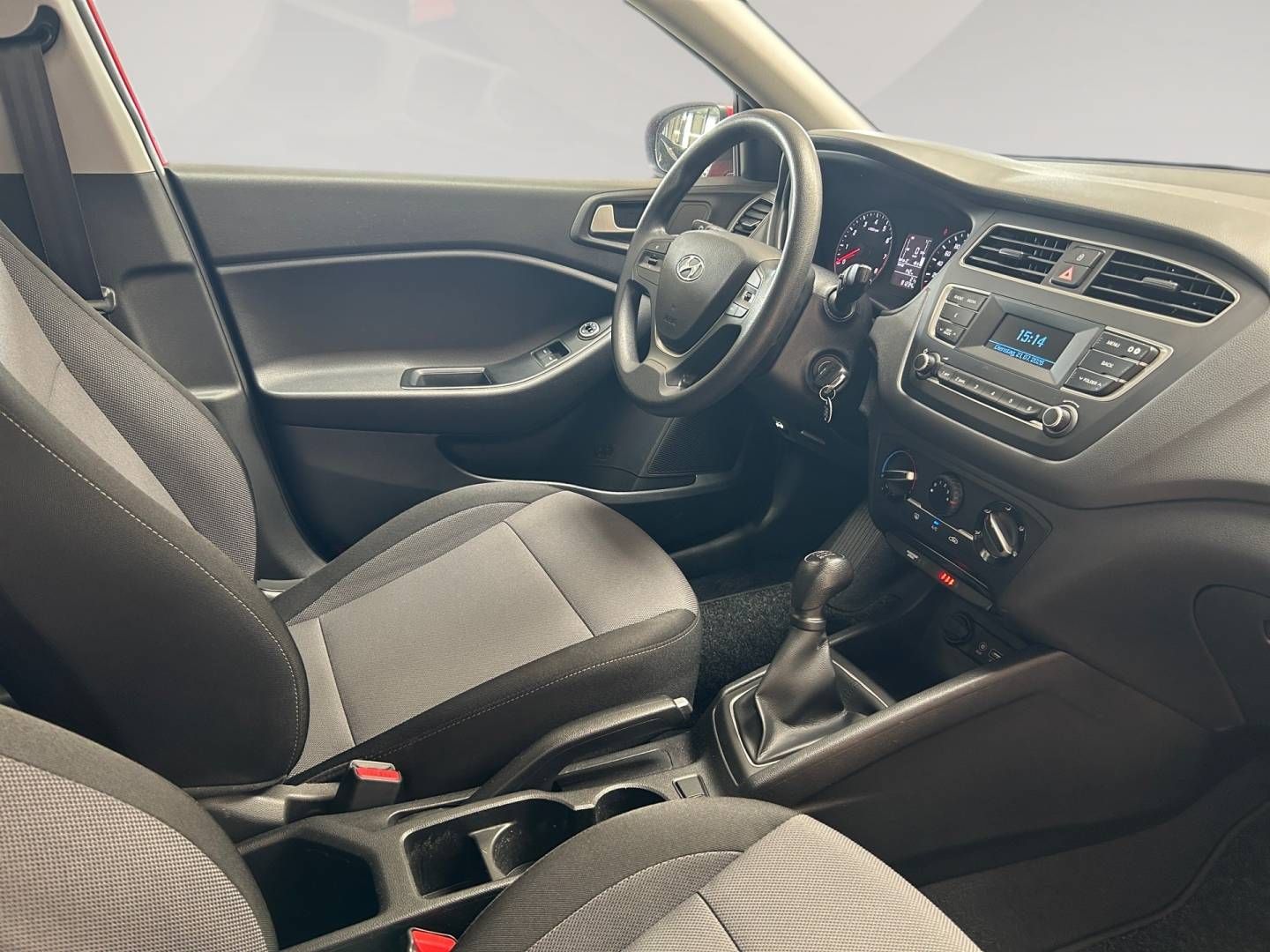 Fahrzeugabbildung Hyundai New i20 5-Türer Facelift | 1.2 Benzin M/T 75PS S