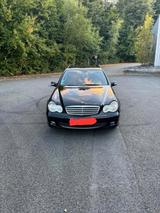 Mercedes-Benz Mercedes 220CDI Automatikgetriebe top gepf... - Mercedes-Benz 220 Gebrauchtwagen in Dortmund