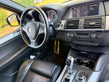 2011 BMW X5 M — миниатюра 11
