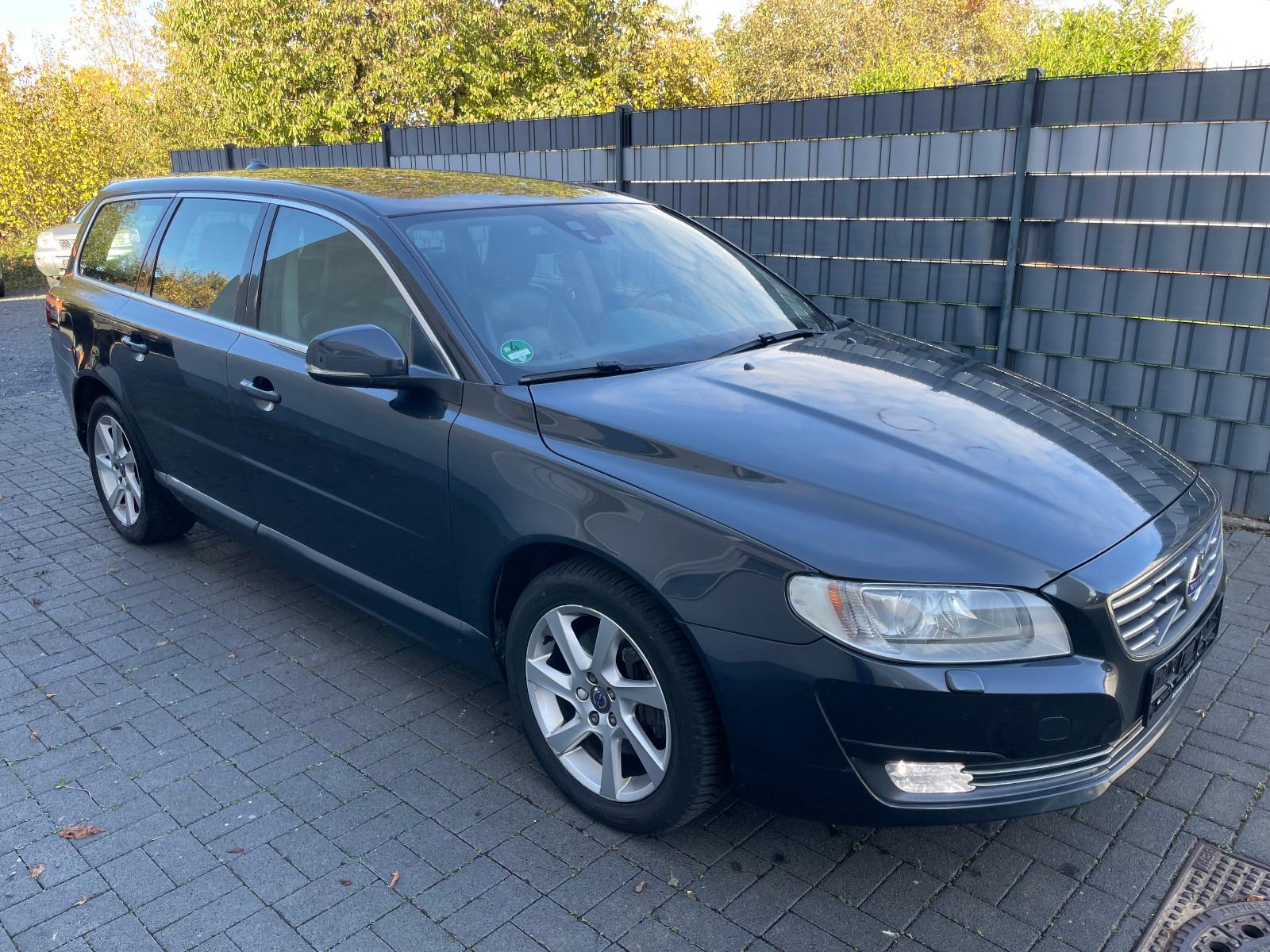Volvo V70 2015 — photo 6