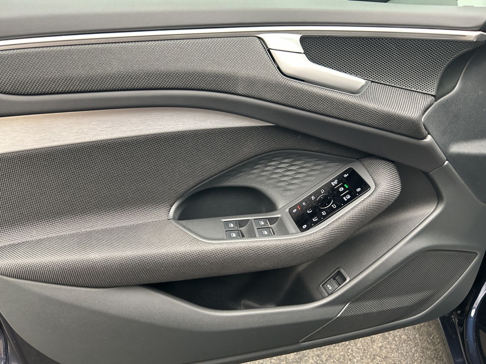 Audi A6 - Bild 15