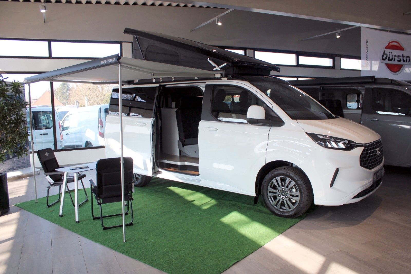 Fahrzeugabbildung Ford NUGGET L1 Titanium MARKISE + Aufstelldach SOFORT