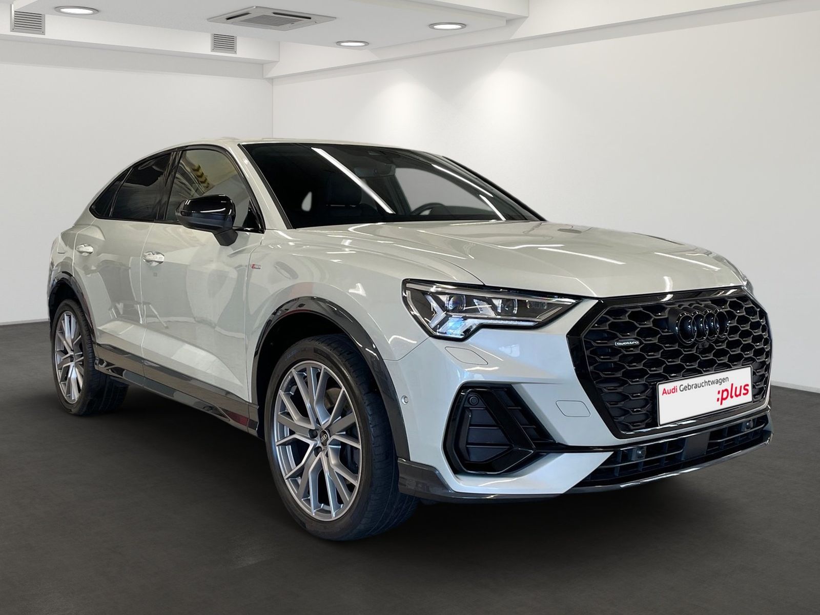 Audi Q3 Sportback 40 TDI quattro S line *AHK*STANDHZG foto 4